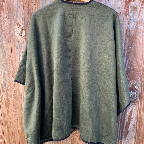 Ladies Sleeved Poncho - Picture 4 of 4